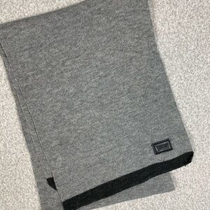 Levi’s scarf neutral minimalist edgy clean lines warm masculine OS